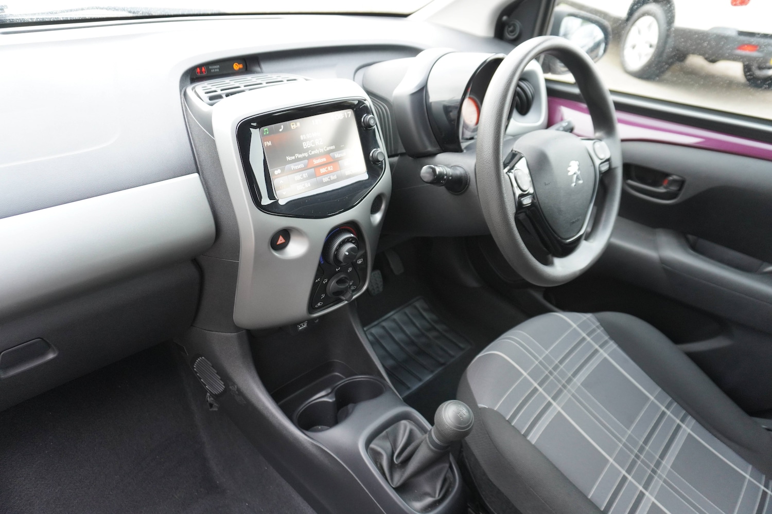 Used Peugeot 108 2017 for sale - 76598627: Photo 25