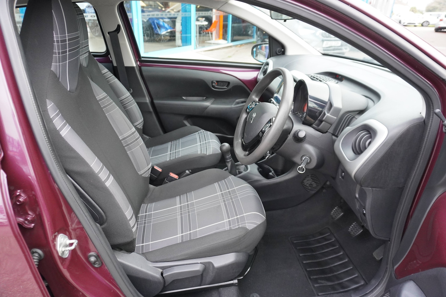 Used Peugeot 108 2017 for sale - 76598627: Photo 5