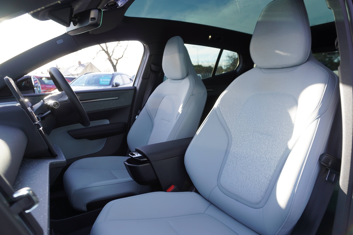 Used Volvo EX30 2024 for sale - 77024205: Photo 10