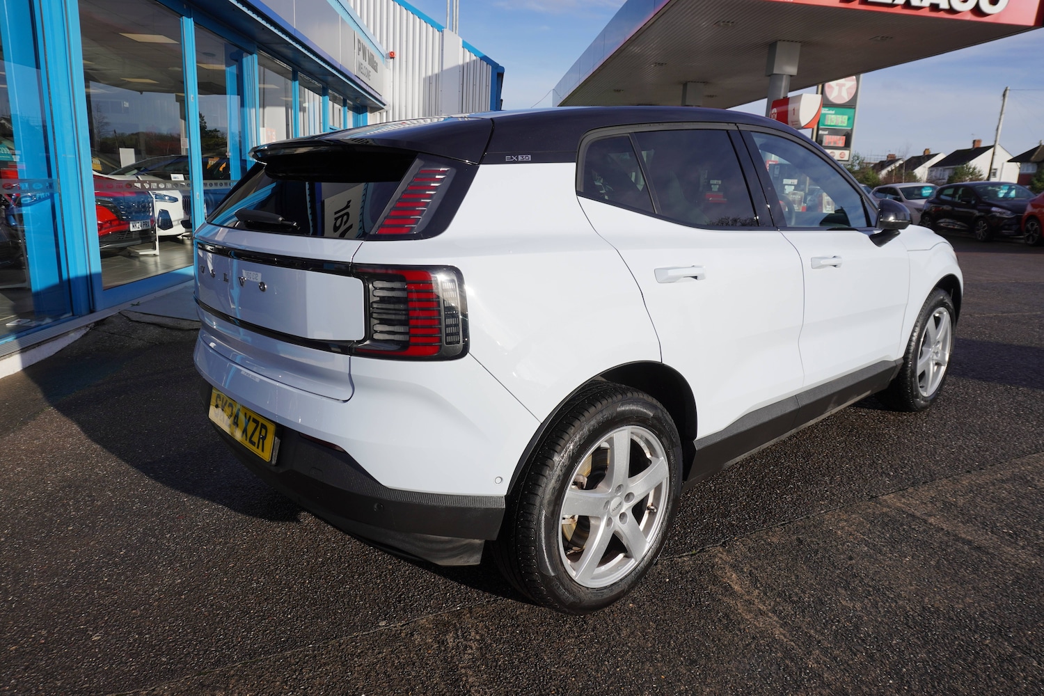 Used Volvo EX30 2024 for sale - 77024205: Photo 2