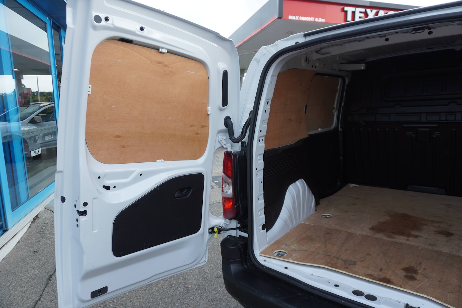 Used Vauxhall Combo 2024 for sale - 76598643: Photo 13