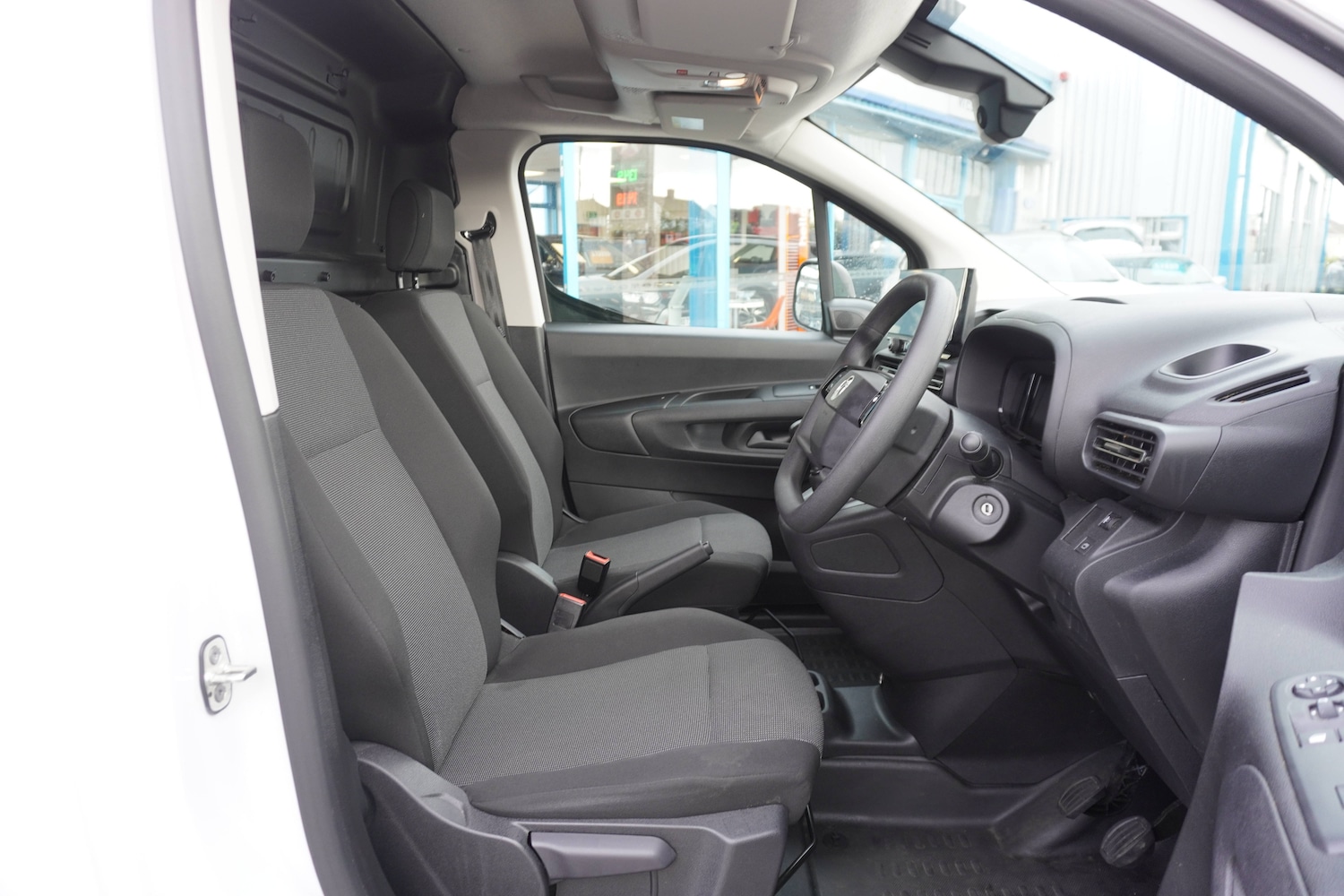 Used Vauxhall Combo 2024 for sale - 76598643: Photo 7