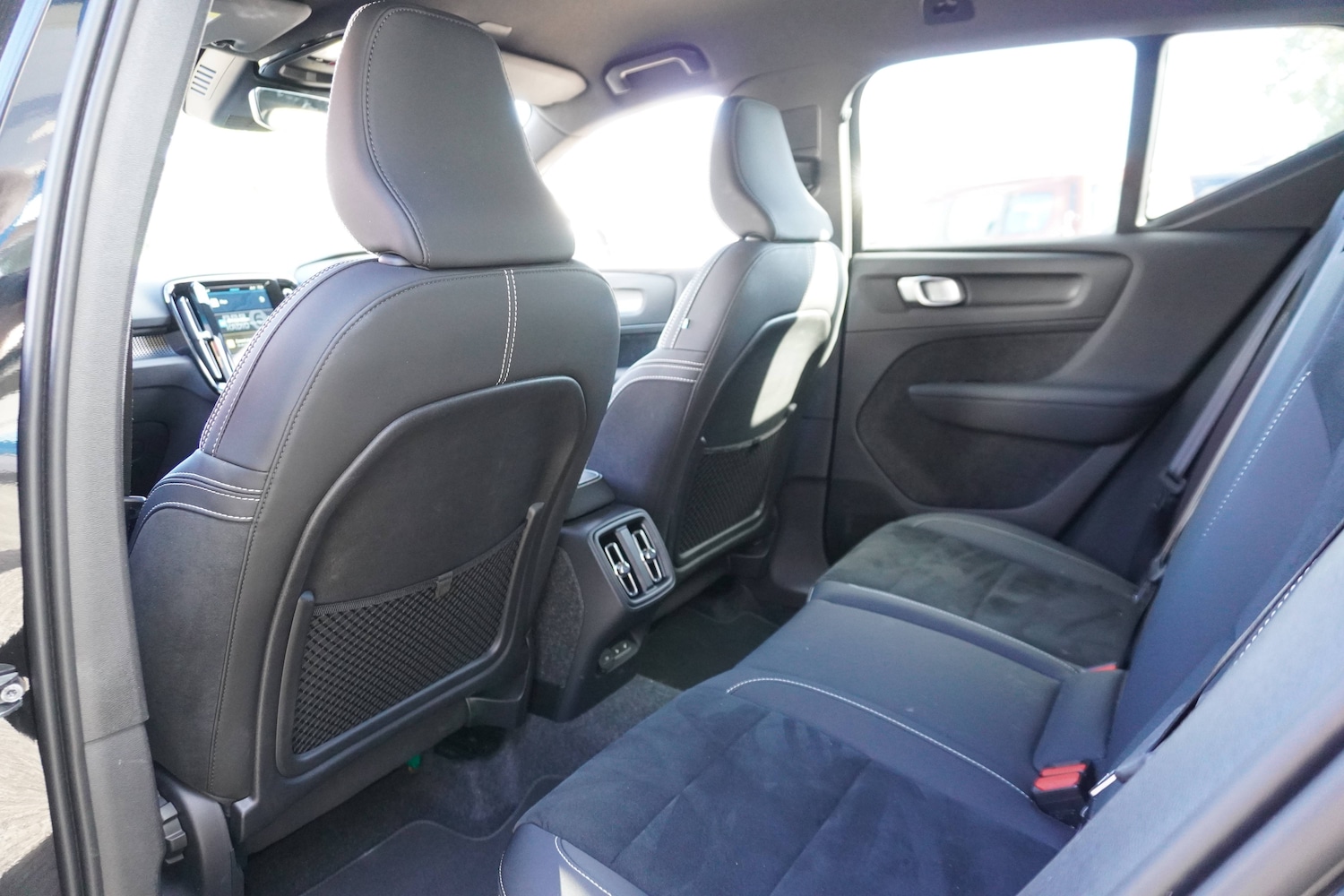 Used Volvo XC40 2025 for sale - 76598709: Photo 11