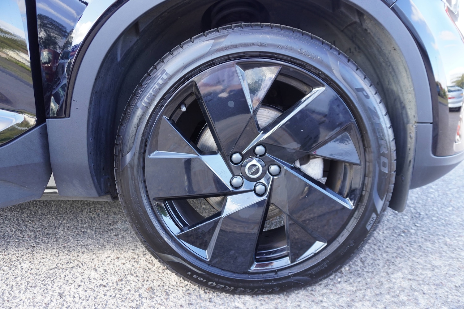 Used Volvo XC40 2025 for sale - 76598709: Photo 32