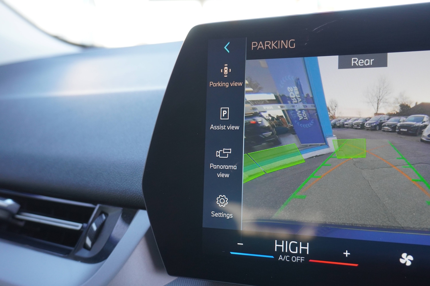 Used BMW 2 Series 2024 for sale - 76627450: Photo 27