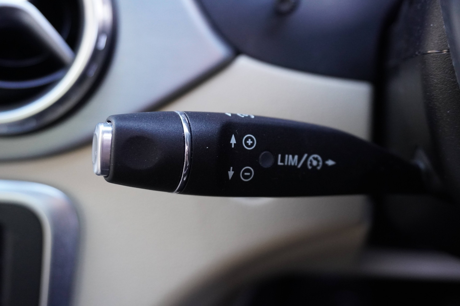 Used Mercedes-Benz GLA 2016 for sale - 77006550: Photo 37