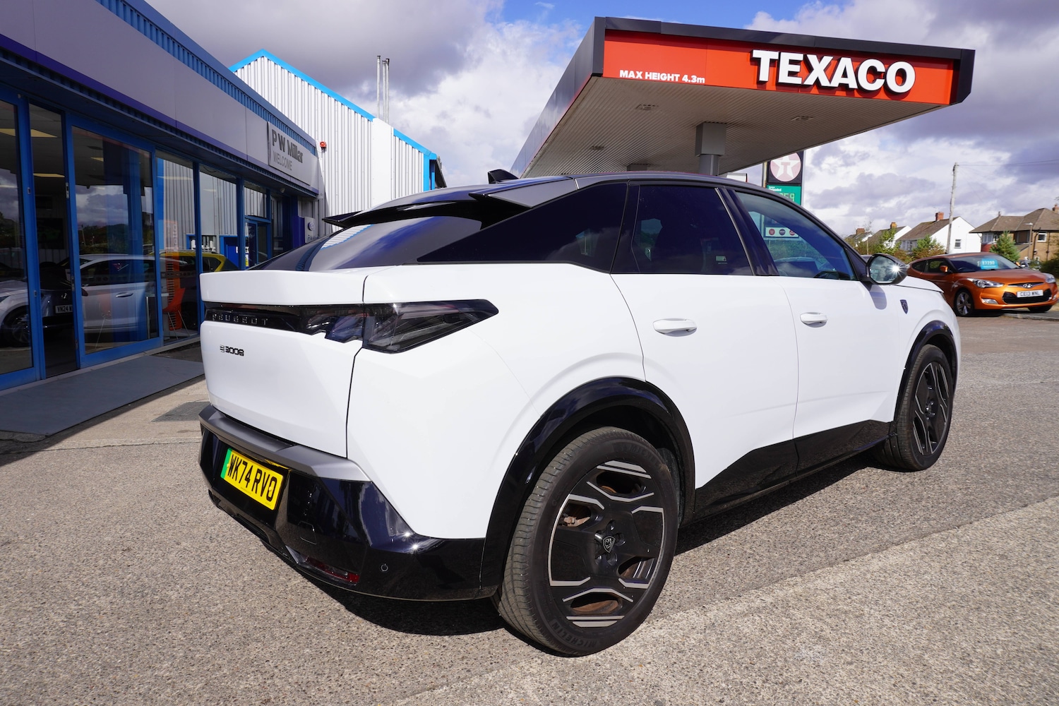 Used Peugeot 3008 2024 for sale - 76598661: Photo 3