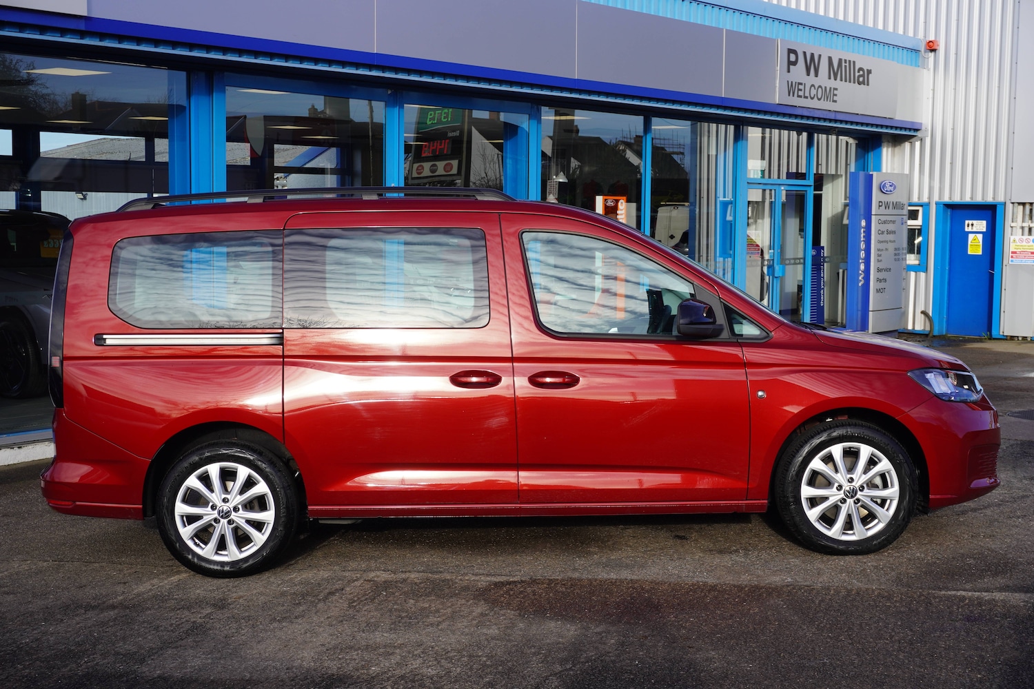 Used Volkswagen Caddy Maxi 2022 for sale - 76931463: Photo 2