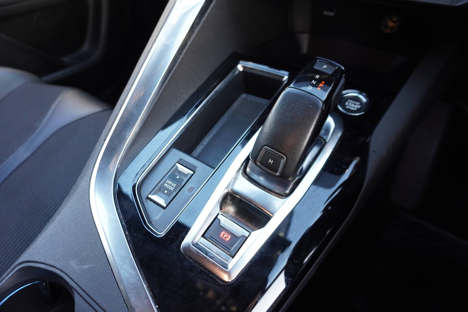 Used Peugeot 5008 2022 for sale - 76931460: Photo 32