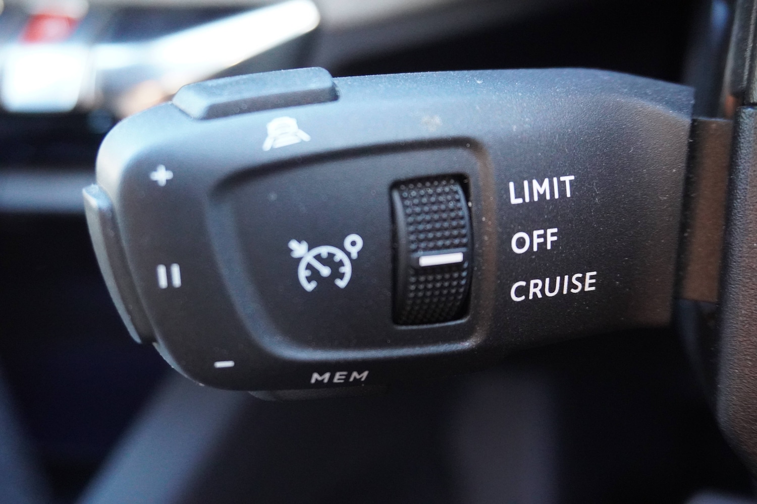 Used Peugeot 5008 2022 for sale - 76931460: Photo 33