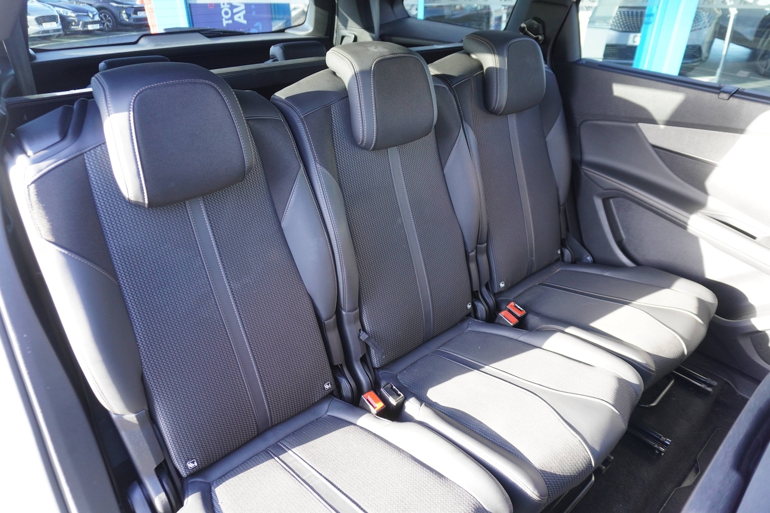 Used Peugeot 5008 2022 for sale - 76931460: Photo 34