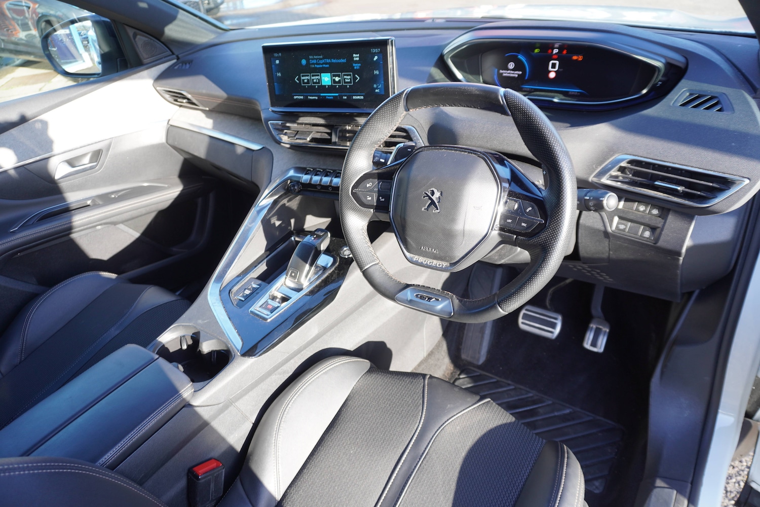 Used Peugeot 5008 2022 for sale - 76931460: Photo 4