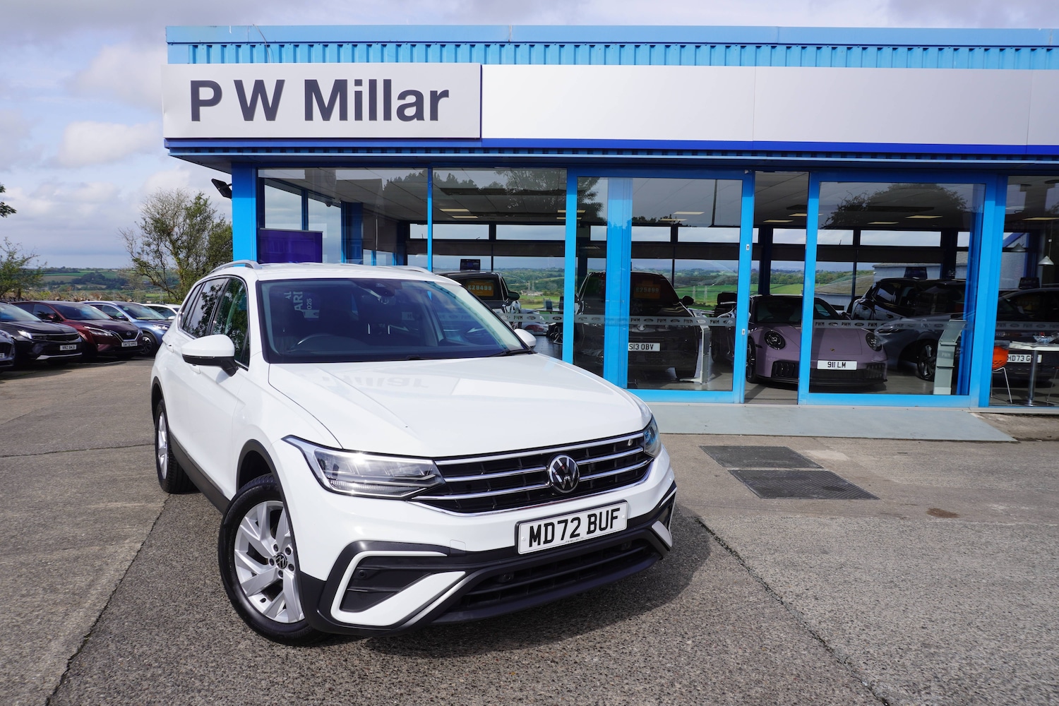 Used Volkswagen Tiguan Allspace 2023 for sale - 76598615: Photo 1