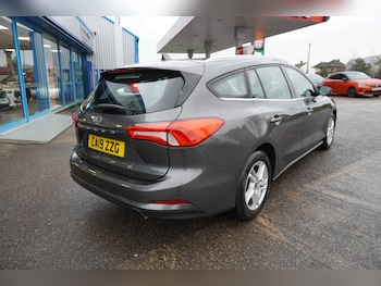 Used Ford Focus undefined for sale - 76879637: Photo
