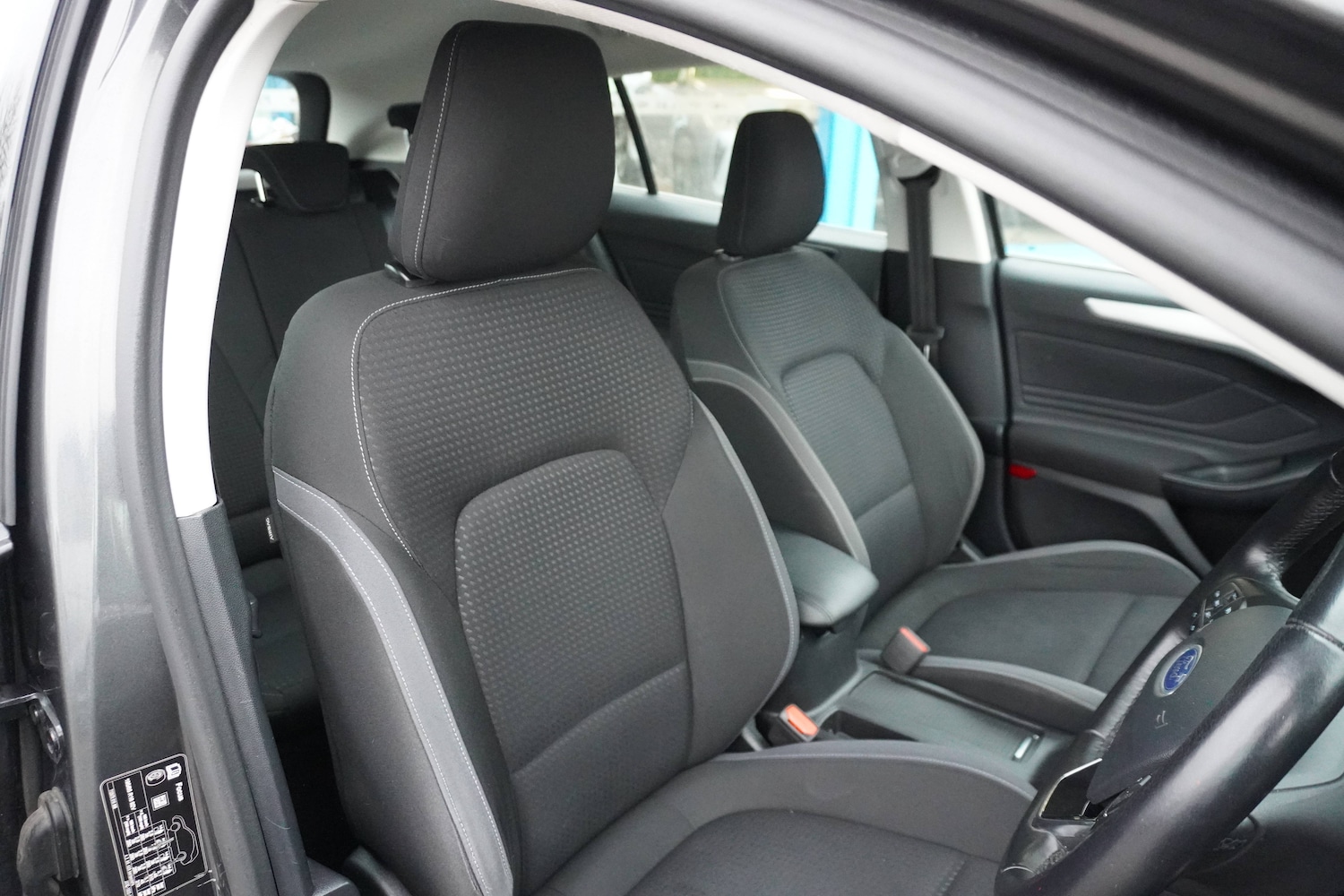 Used Ford Focus for sale - 76879637: Photo 6