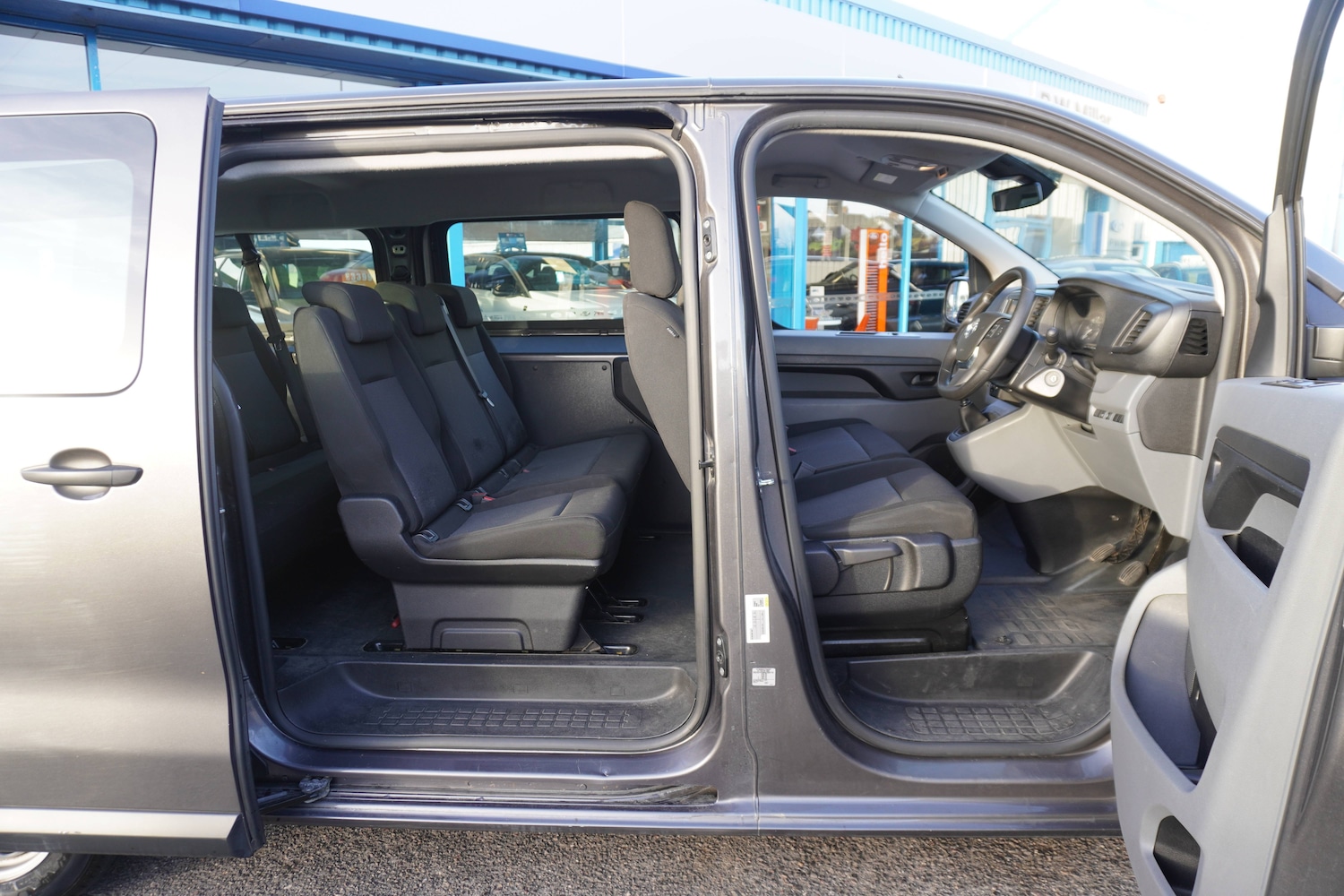 Used Vauxhall Vivaro Life 2022 for sale - 76931466: Photo 8