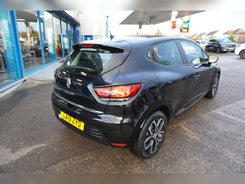 Used Renault Clio undefined for sale - 76598675: Photo