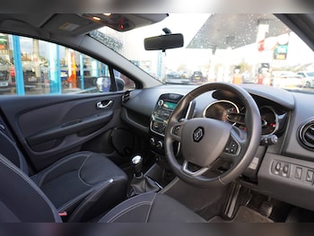 Used Renault Clio undefined for sale - 76598675: Photo