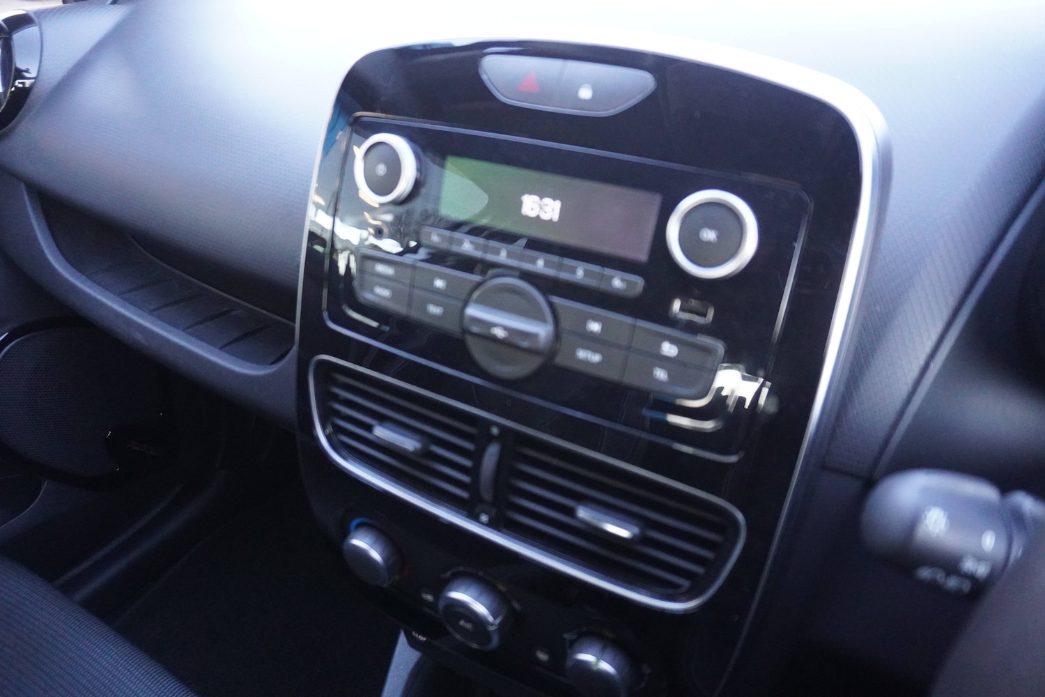 Used Renault Clio 2025 for sale - 76598690: Photo 19