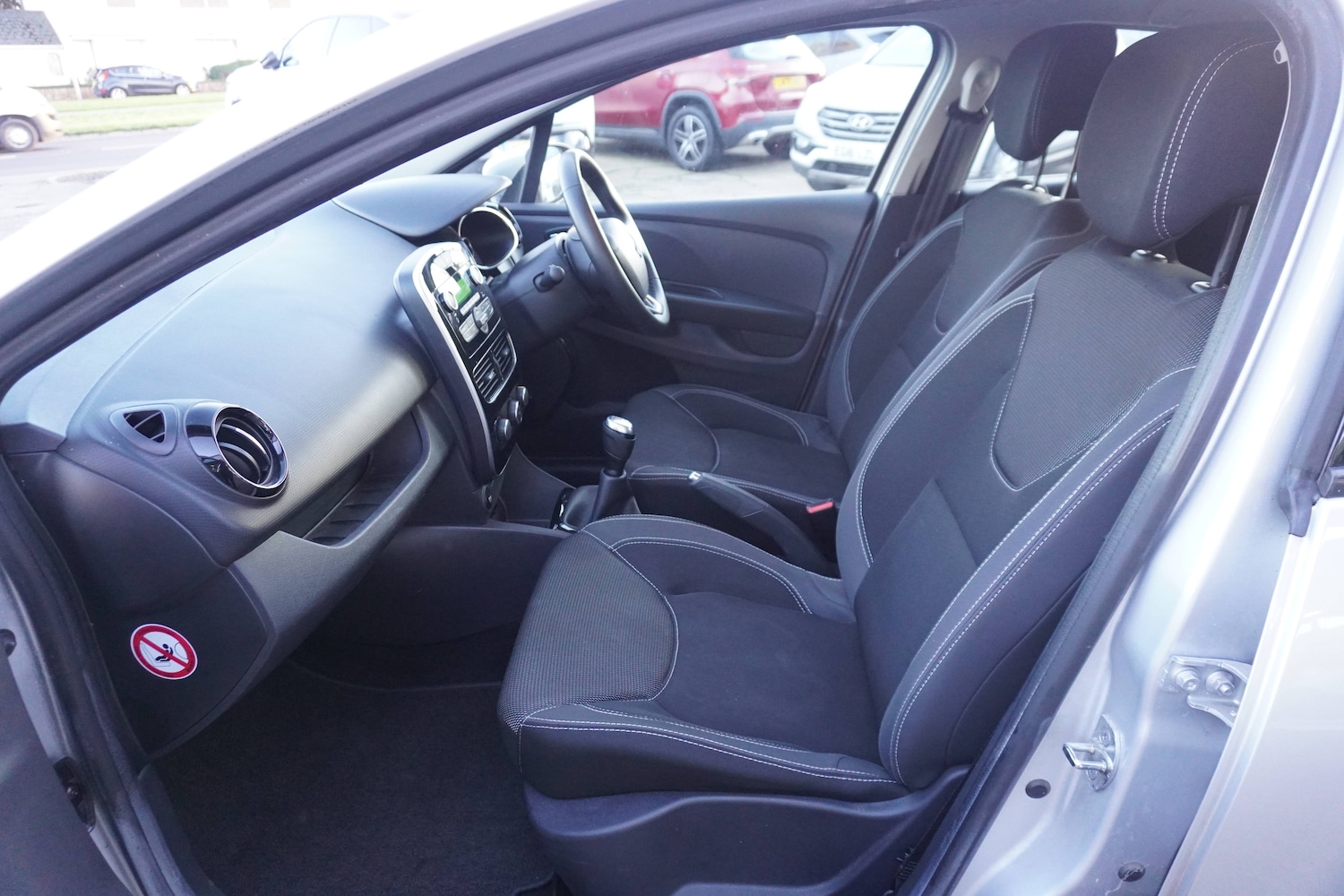 Used Renault Clio 2025 for sale - 76598690: Photo 6