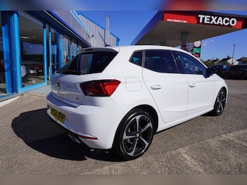 Used SEAT Ibiza 2024 for sale - 76598708: Photo
