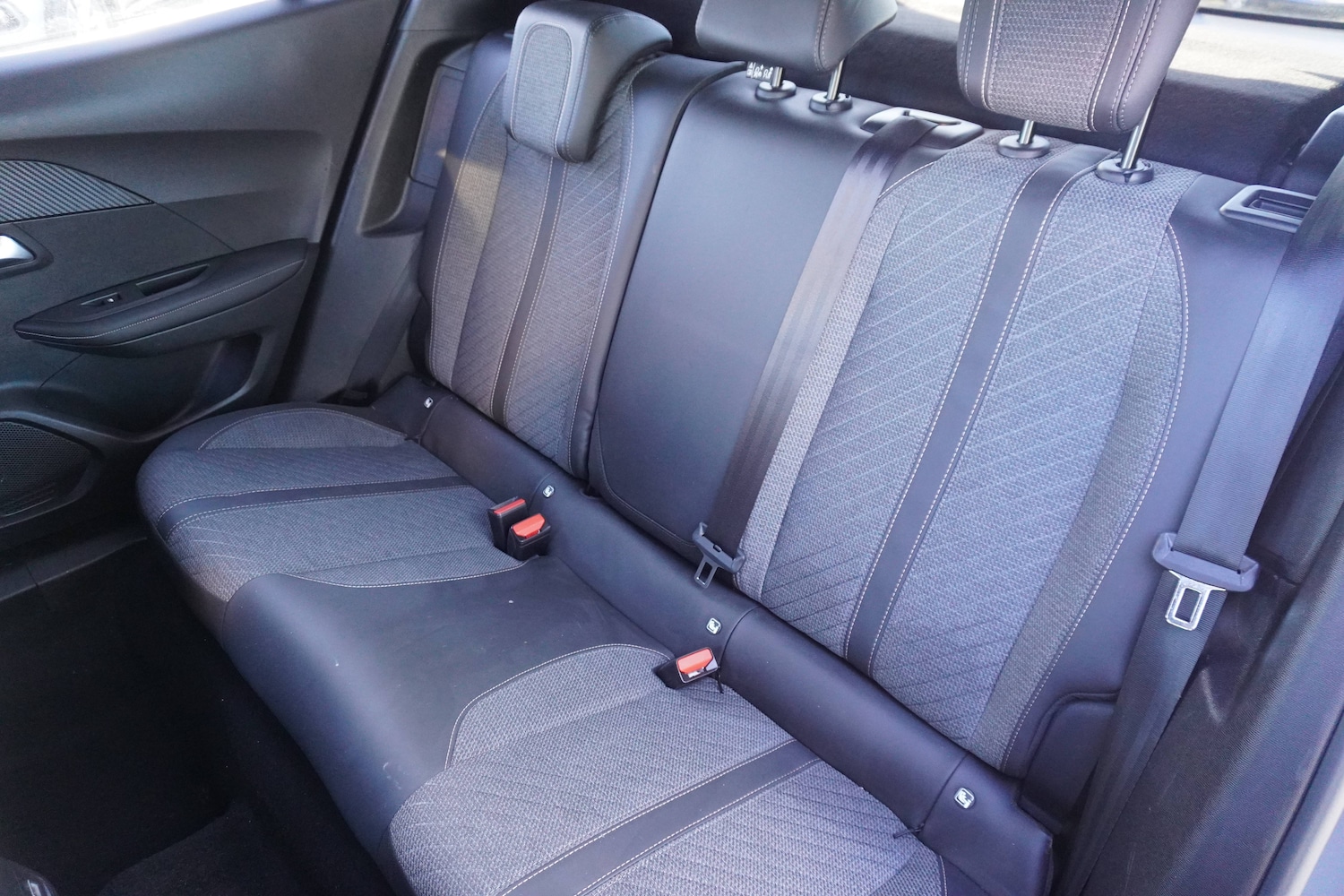 Used Peugeot 2008 2025 for sale - 76638825: Photo 9