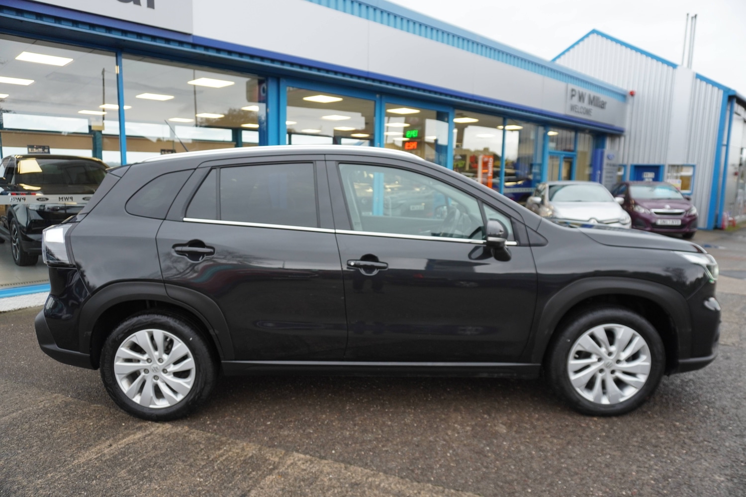 Used Suzuki SX4 S-Cross 2024 for sale - 76598715: Photo 2