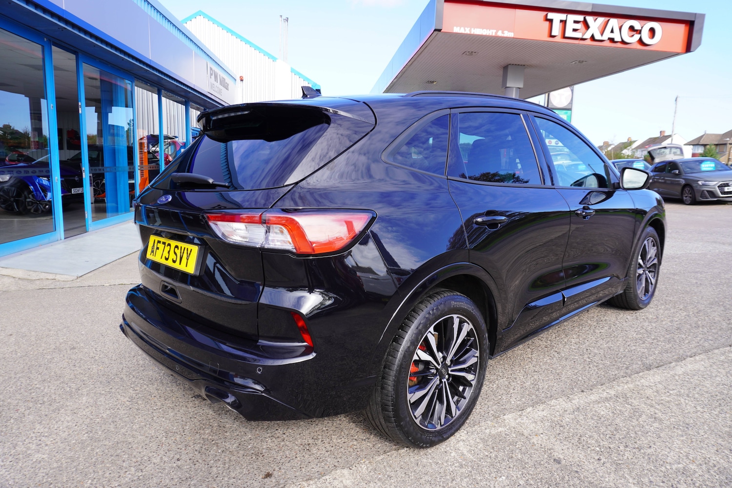 Used Ford Kuga 2023 for sale - 76598633: Photo 3