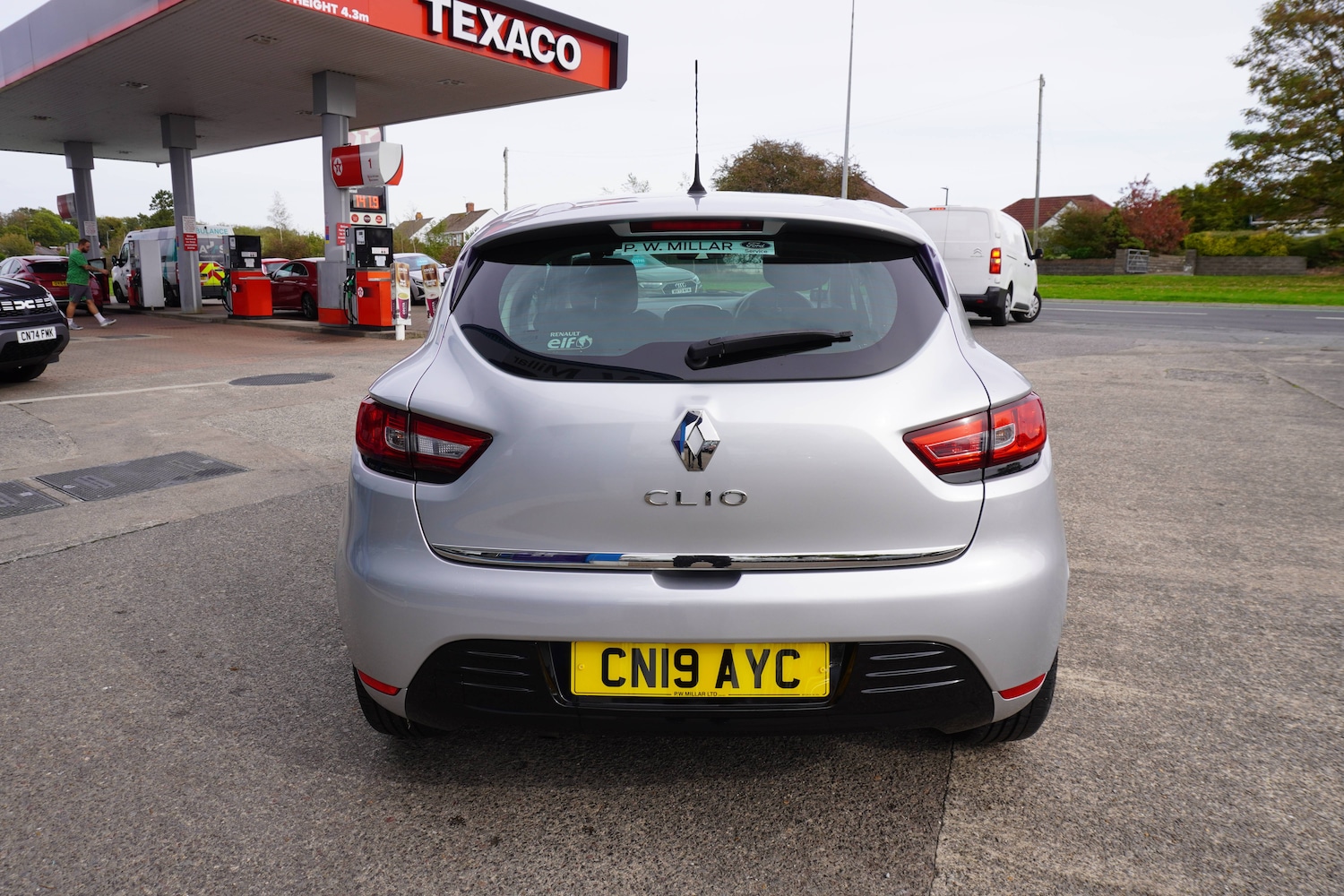 Used Renault Clio 2025 for sale - 76598620: Photo 4