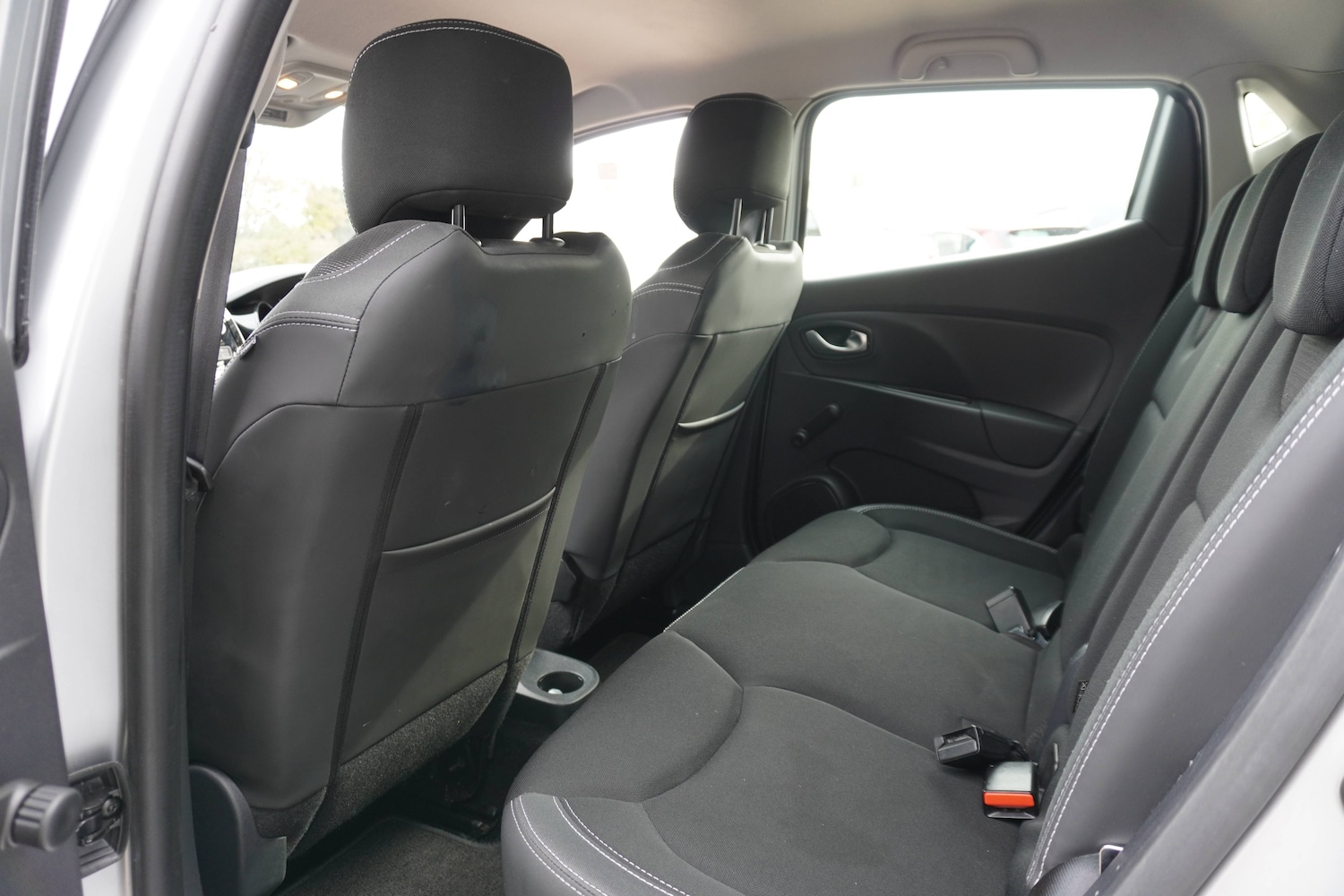 Used Renault Clio 2025 for sale - 76598620: Photo 9