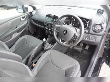 Used Renault Clio 2025 for sale - 76598693: Photo