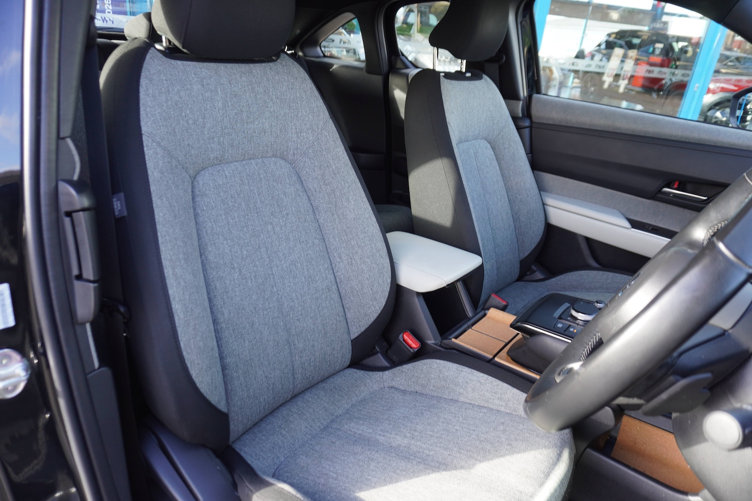 Used Mazda MX-30 2022 for sale - 76598685: Photo 6