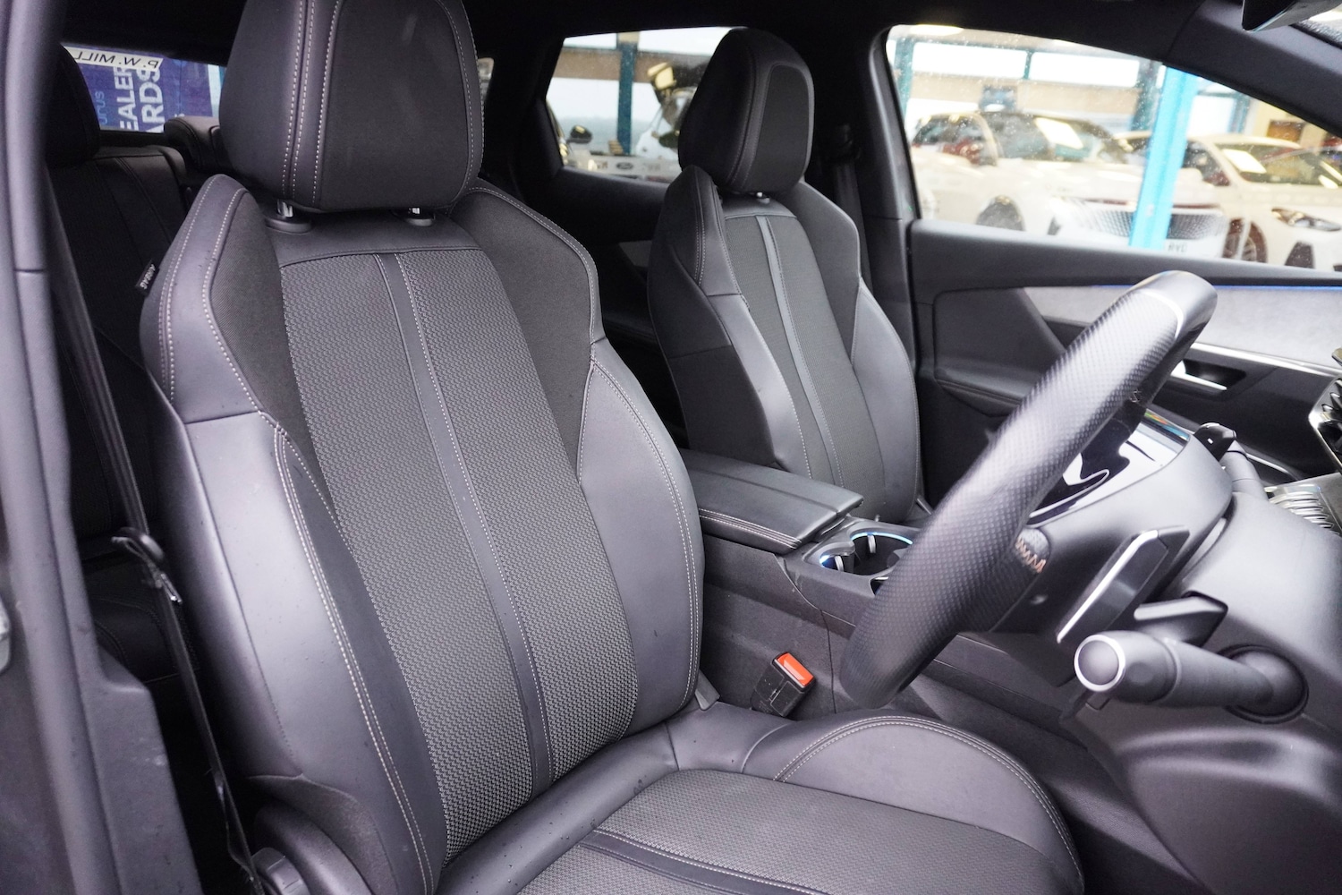 Used Peugeot 3008 2022 for sale - 76982827: Photo 5