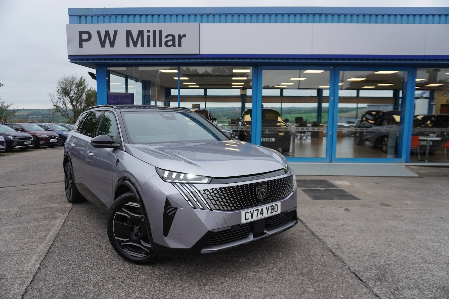 Used Peugeot E-5008 2024 for sale - 76598649: Photo 1