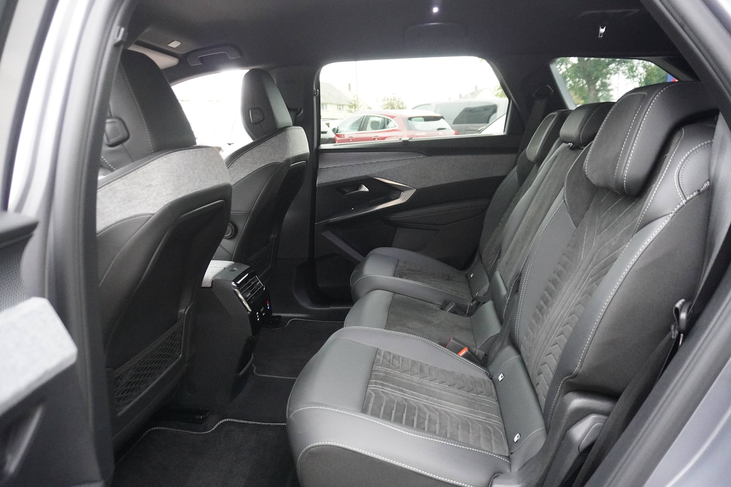 Used Peugeot E-5008 2024 for sale - 76598649: Photo 17