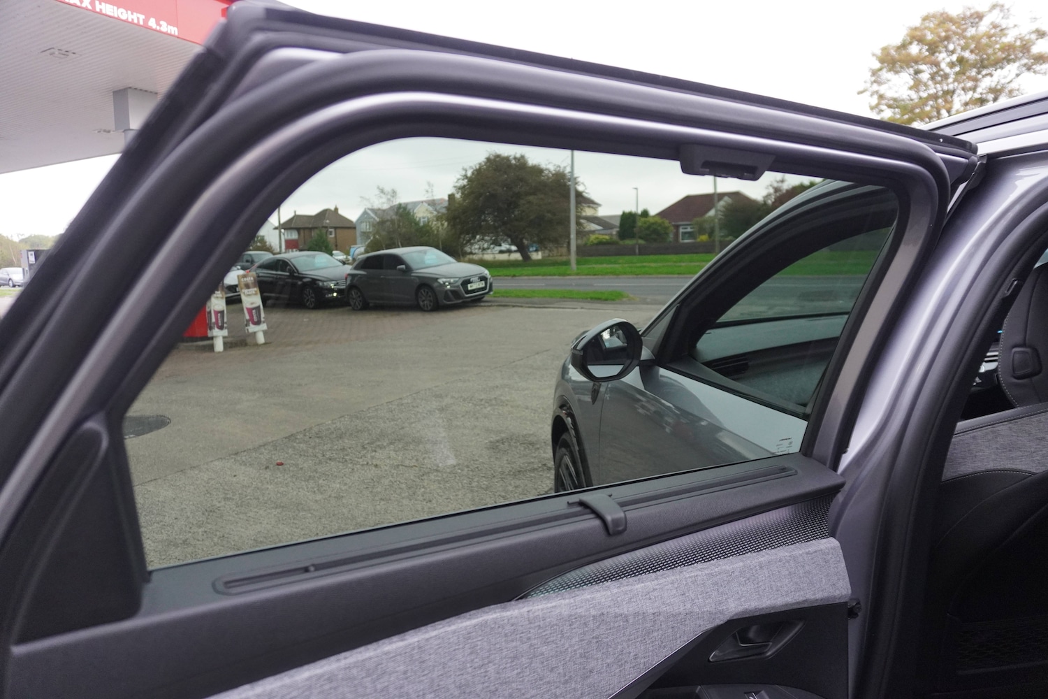 Used Peugeot E-5008 2024 for sale - 76598649: Photo 19