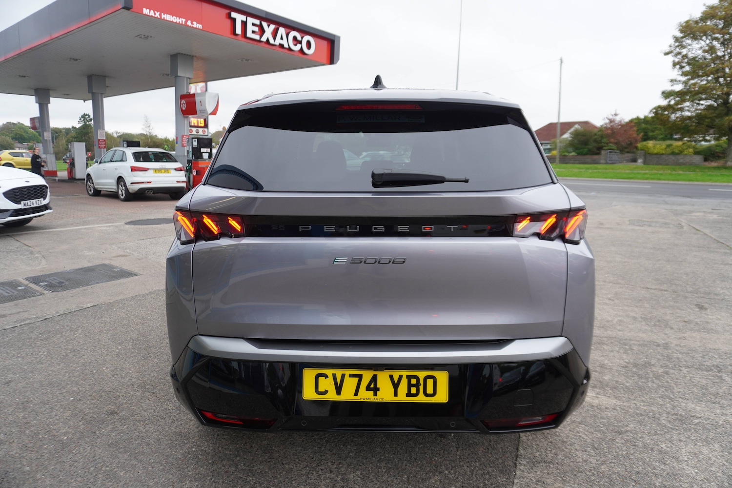 Used Peugeot E-5008 2024 for sale - 76598649: Photo 24