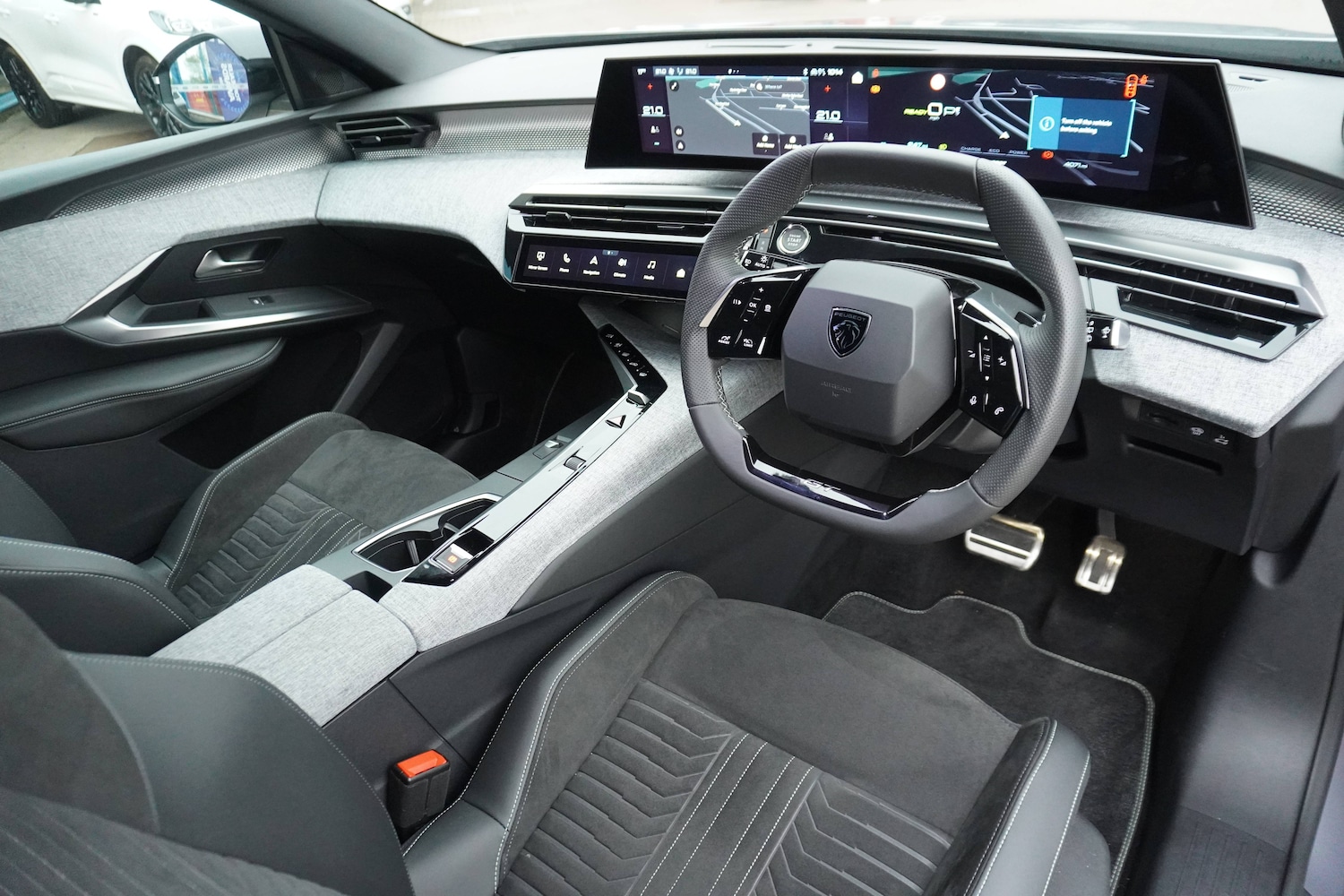 Used Peugeot E-5008 2024 for sale - 76598649: Photo 4