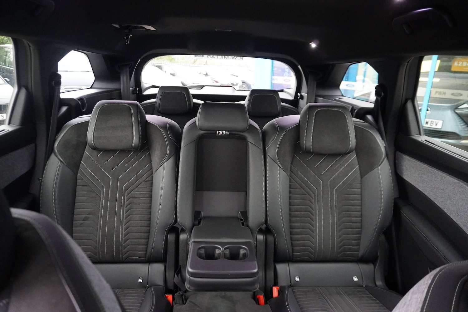 Used Peugeot E-5008 2024 for sale - 76598649: Photo 46