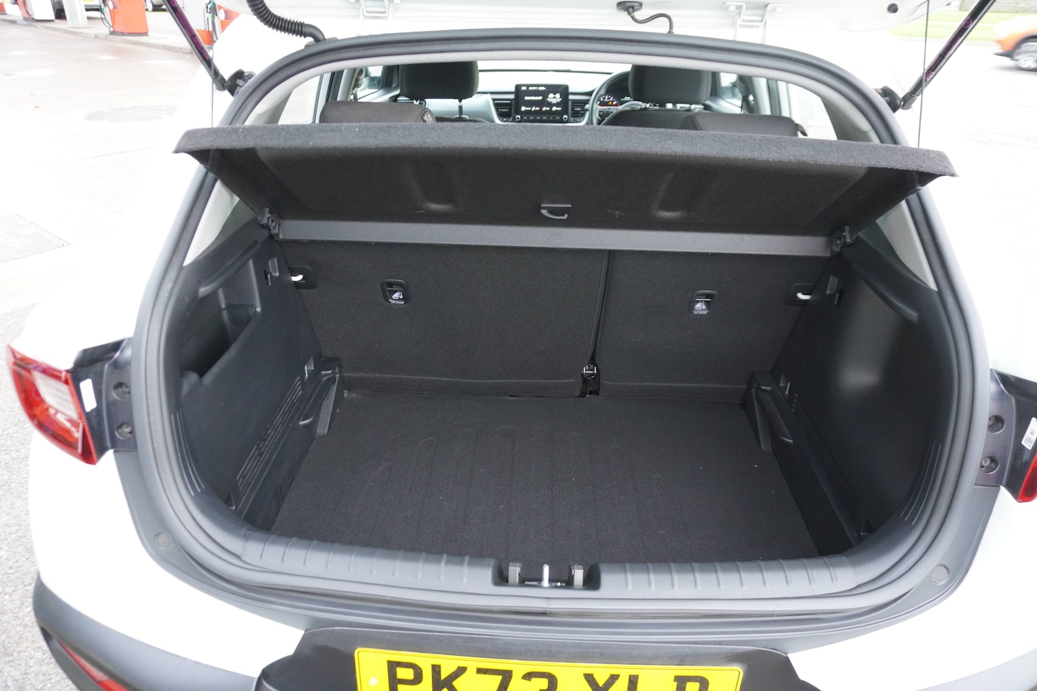 Used Kia Stonic 2023 for sale - 76598606: Photo 12