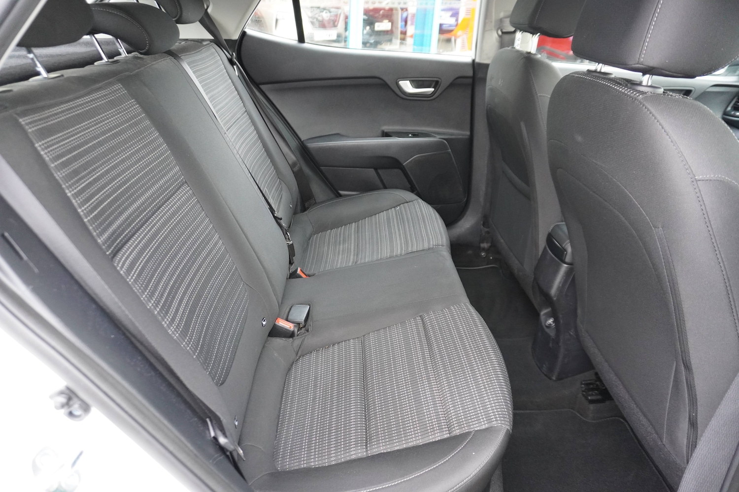 Used Kia Stonic 2023 for sale - 76598606: Photo 26