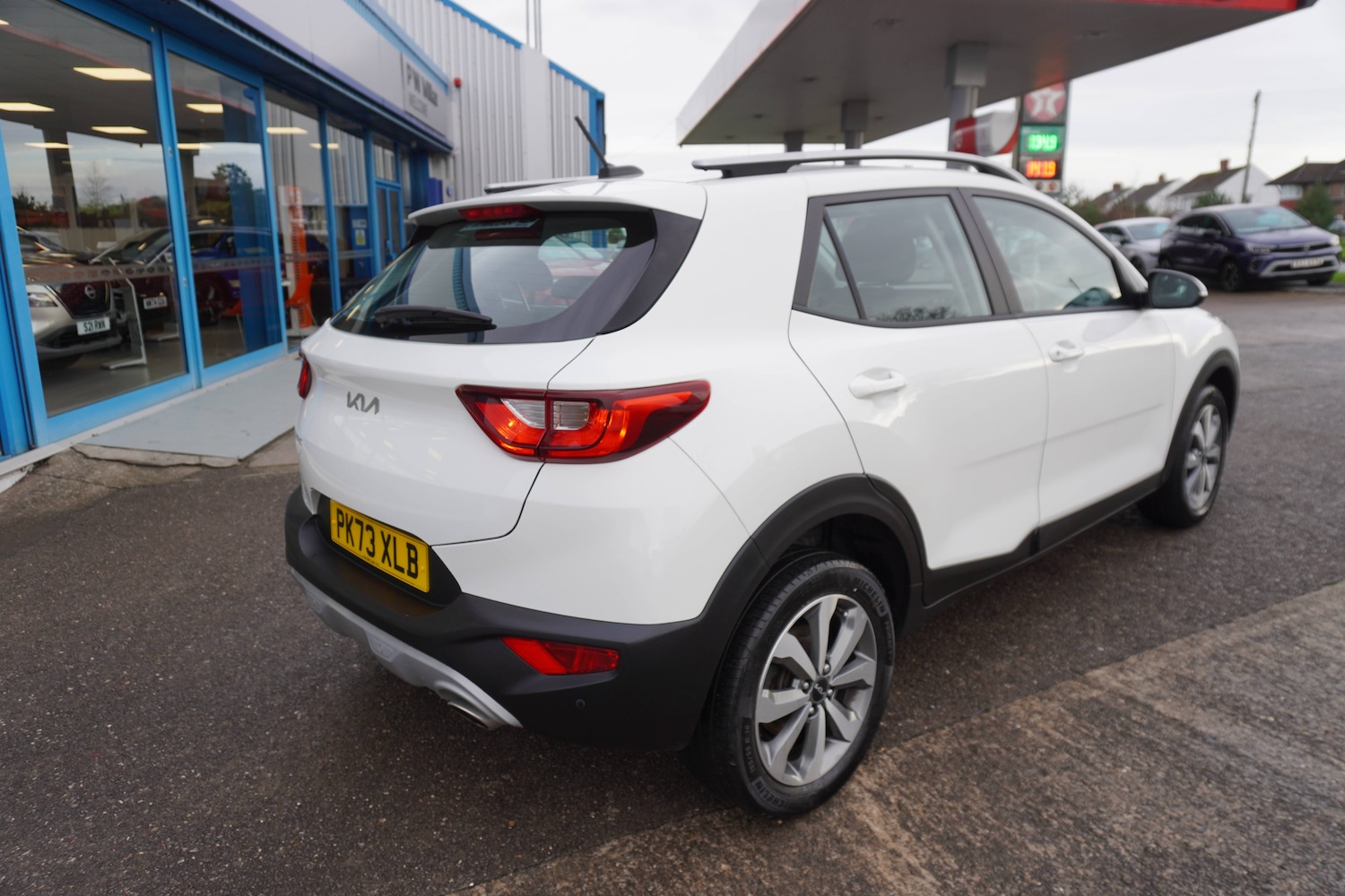 Used Kia Stonic 2023 for sale - 76598606: Photo 3