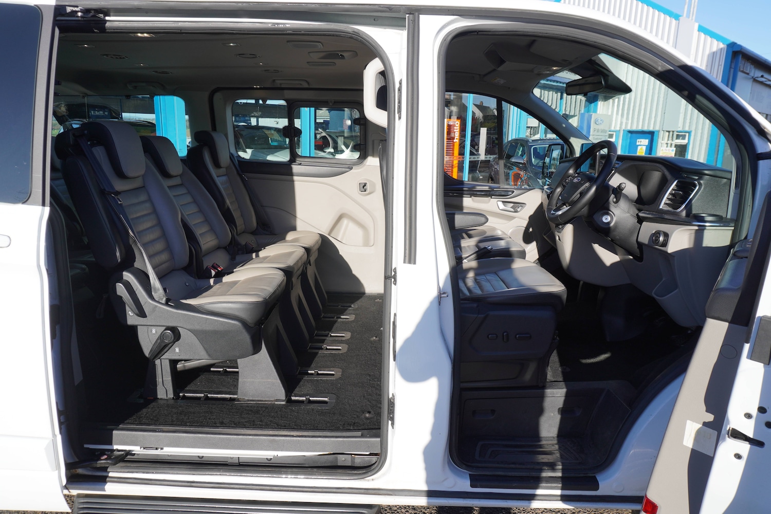 Used Ford Tourneo Custom 2022 for sale - 76931464: Photo 10