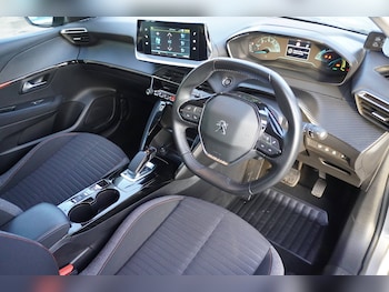 Used Peugeot E-208 undefined for sale - 77161247: Photo