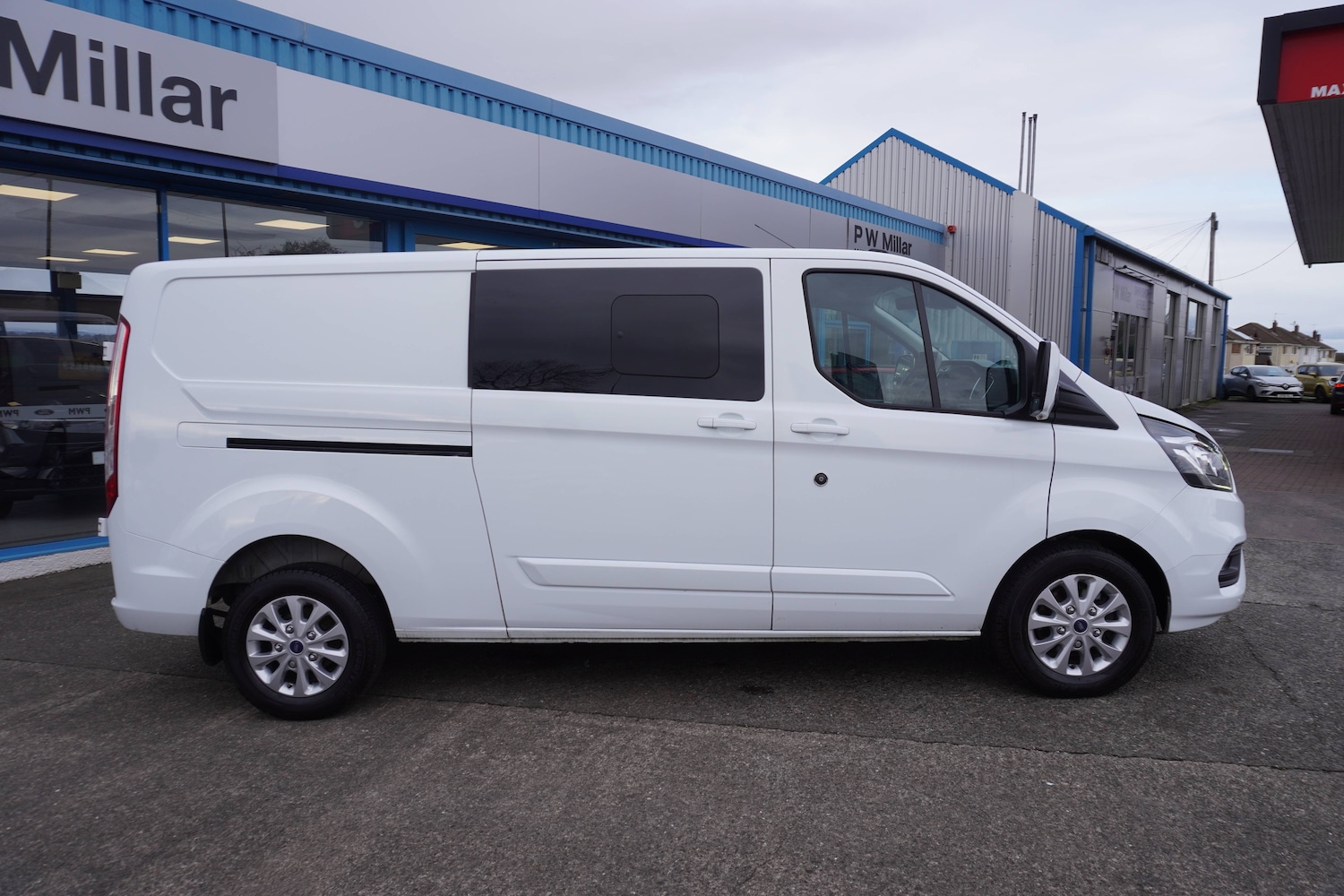 Used Ford Transit Custom 2023 for sale - 77152423: Photo 2