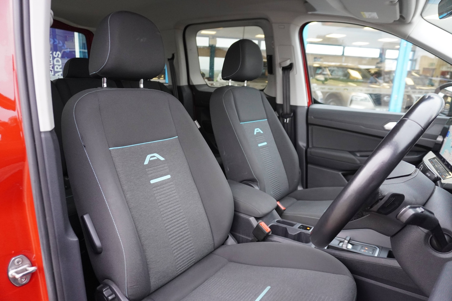 Used Ford Tourneo Connect 2022 for sale - 76598677: Photo 7