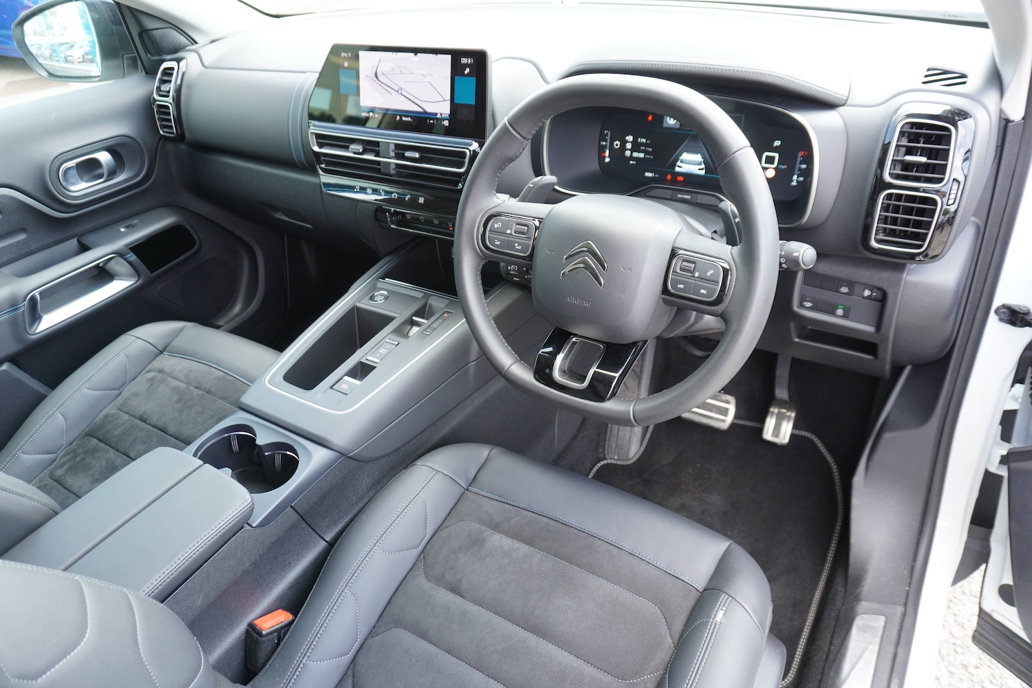 Used Citroen C5 Aircross 2023 for sale - 76598636: Photo 4