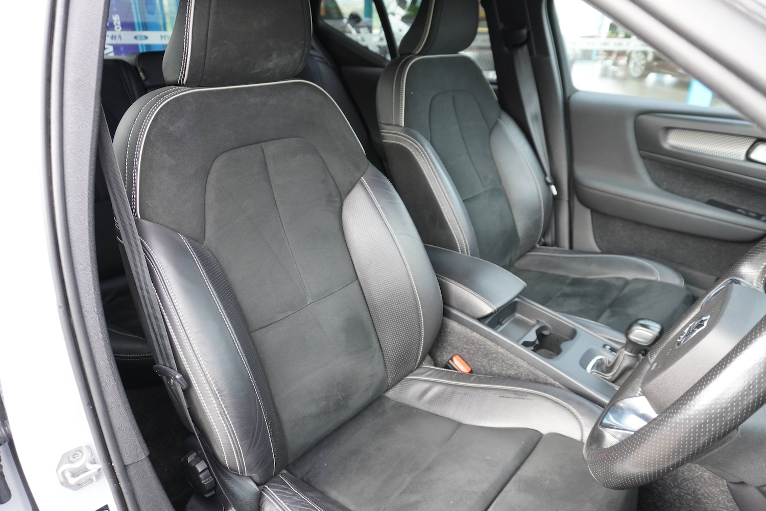 Used Volvo XC40 2020 for sale - 76598638: Photo 6