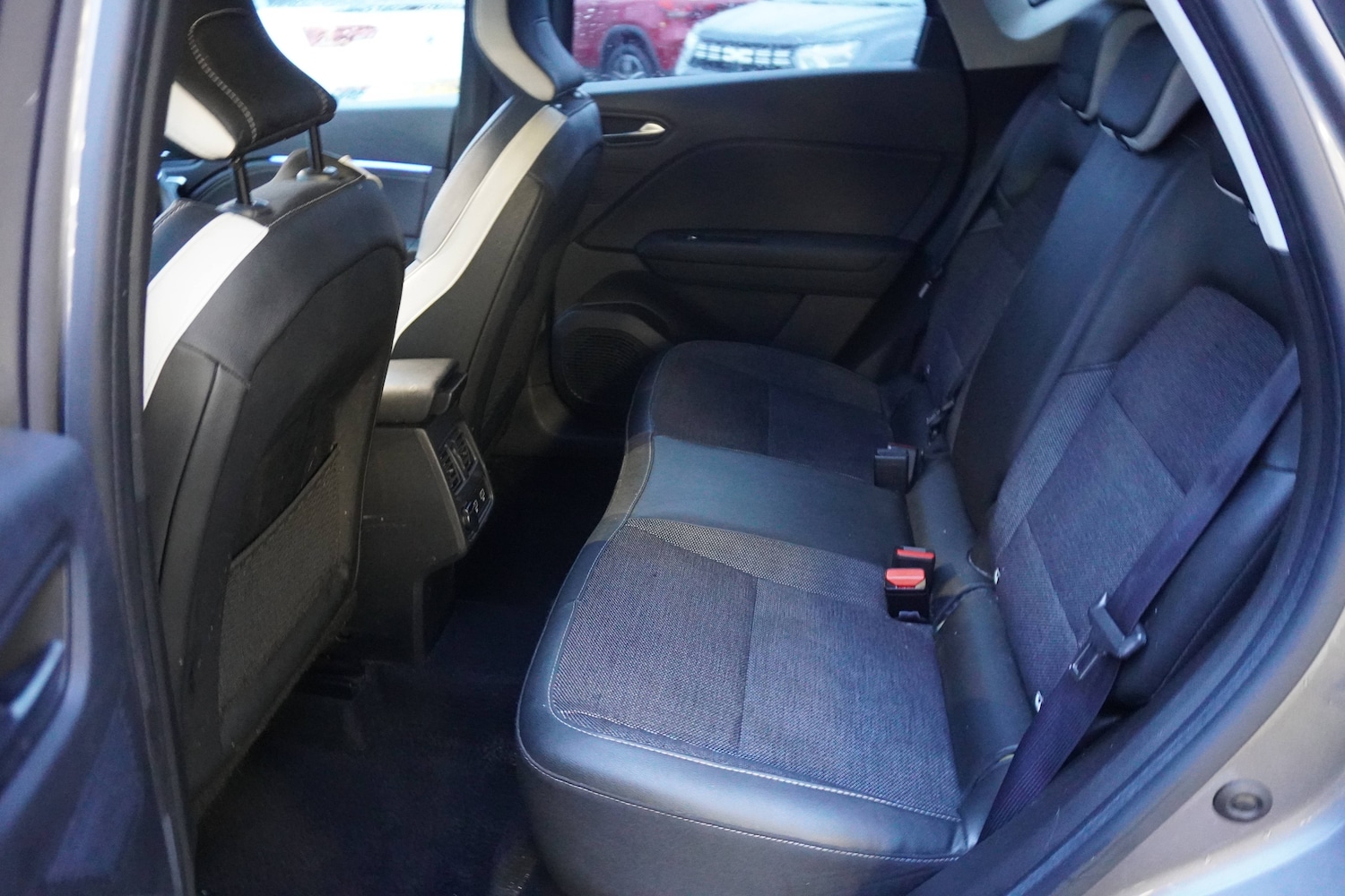 Used Renault Captur 2023 for sale - 76909322: Photo 11