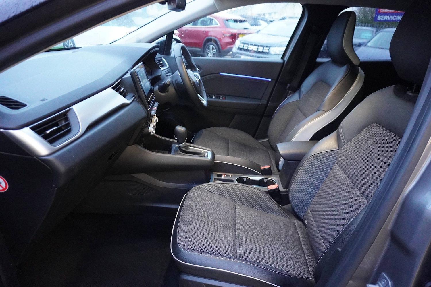 Used Renault Captur 2023 for sale - 76909322: Photo 9